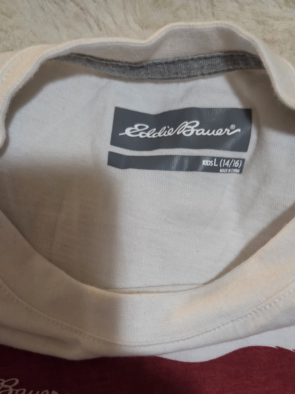 Eddie Bauer White Crewneck Tee with Red Graphic - Picture 2 of 3